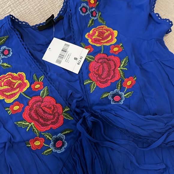 Floral blue blouse - Picture 3 of 3